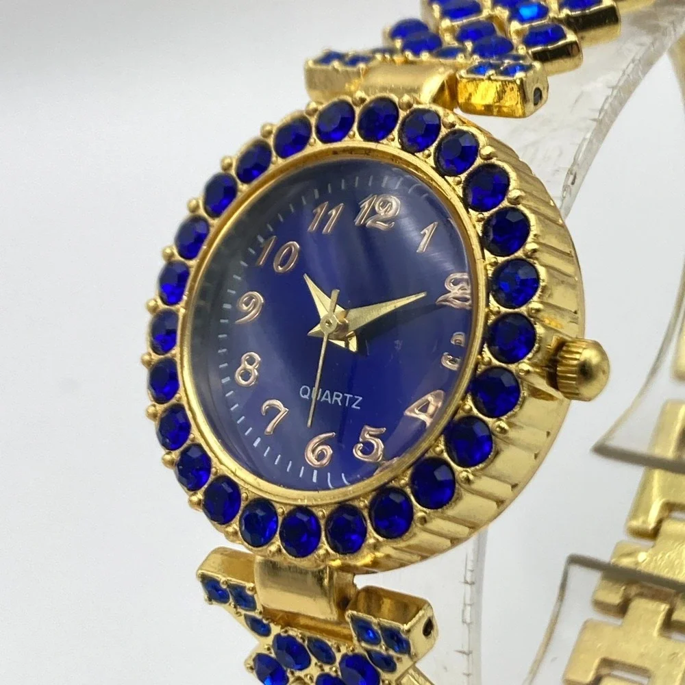 Modern Women's Watch 29mm Gold Tone Blue Crystals Bling Round New Battery 7.25